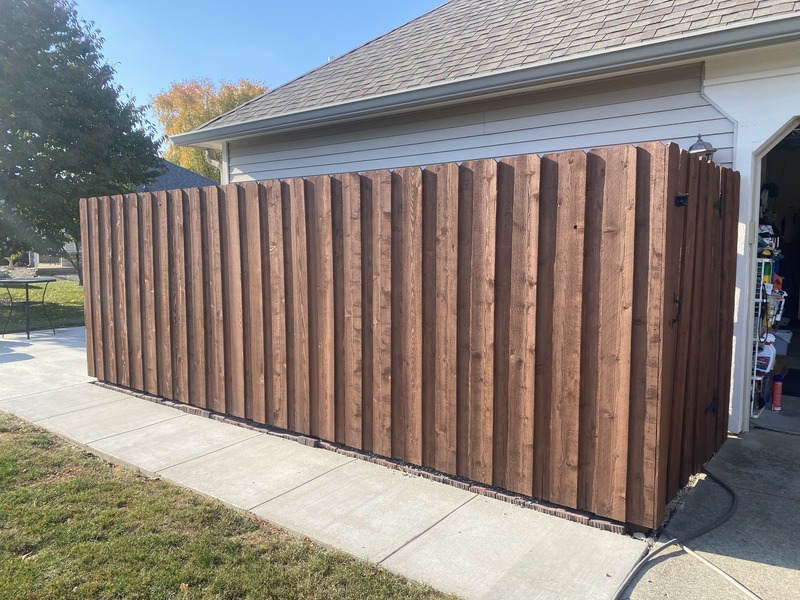 Fence Staining in Greenfield, IN